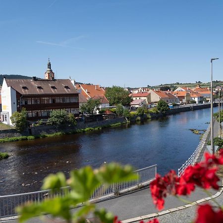 Apartmany Nabrezi Susice Nad Otavou Exteriör bild